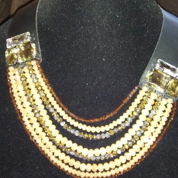 Accessories - Picture 7 of 8